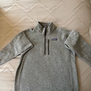 Men’s Patagonia Pullover— Medium